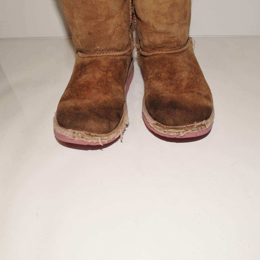 Girls Bailey Bow Boot UGG Boots Girls 2 3086 - Picture 3 of 7